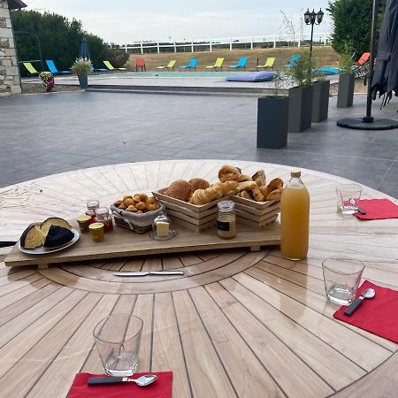 Kourline Villalunoterie Futuroscope Piscine Spa Oyre Екстериор снимка