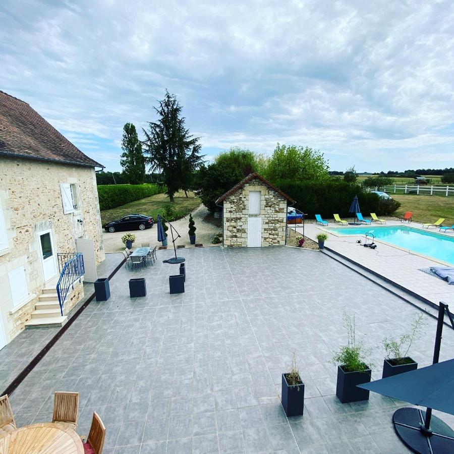 Kourline Villalunoterie Futuroscope Piscine Spa Oyre Екстериор снимка